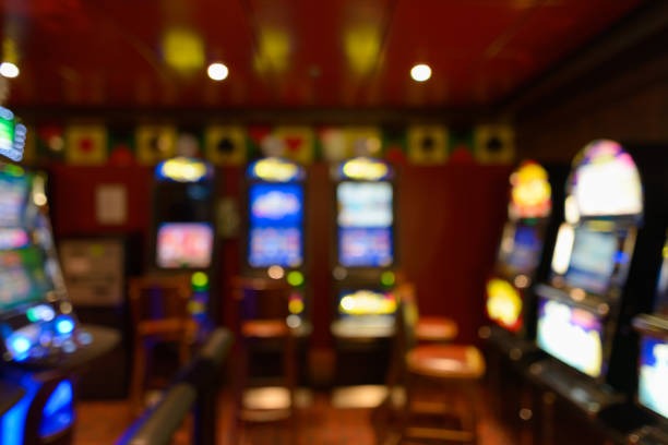 dolan toto live-dealer blackjack table on mobile phone screen
